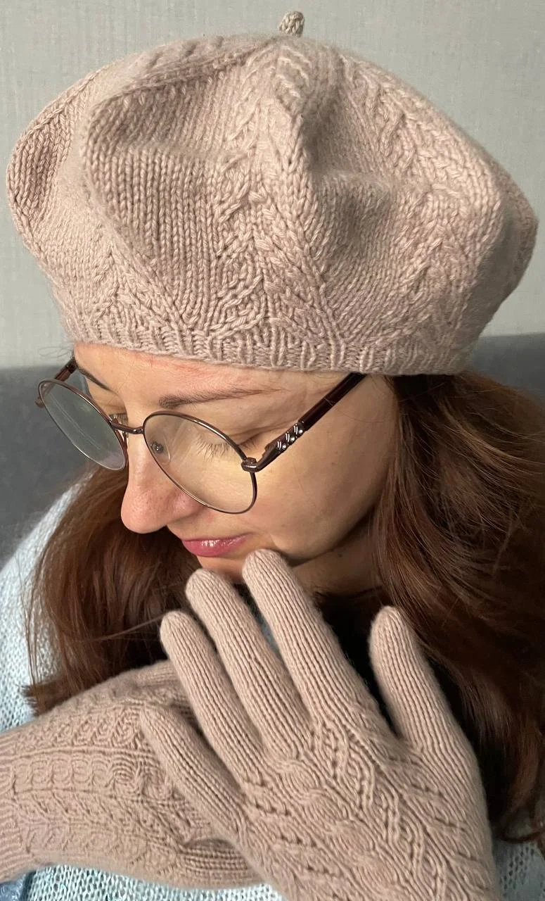 Схема вязания. Комплект: берет+перчатки. product image (10)