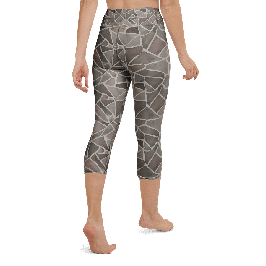 Rock Pattern Capri Leggings product image (3)