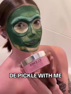 take my makeup off with me 🧪🦠🥒 #makeupremoval #makeup #picklerick #asmr #CapCut 