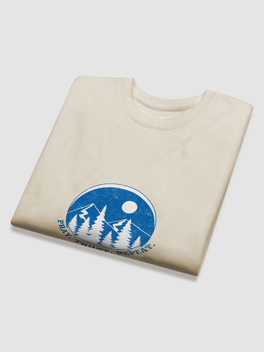 Vintage Mountain Adventure Sweatshirt product image (4)