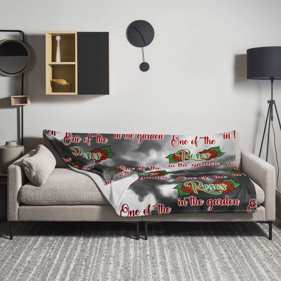 One of the Roses Blanket product image (11)