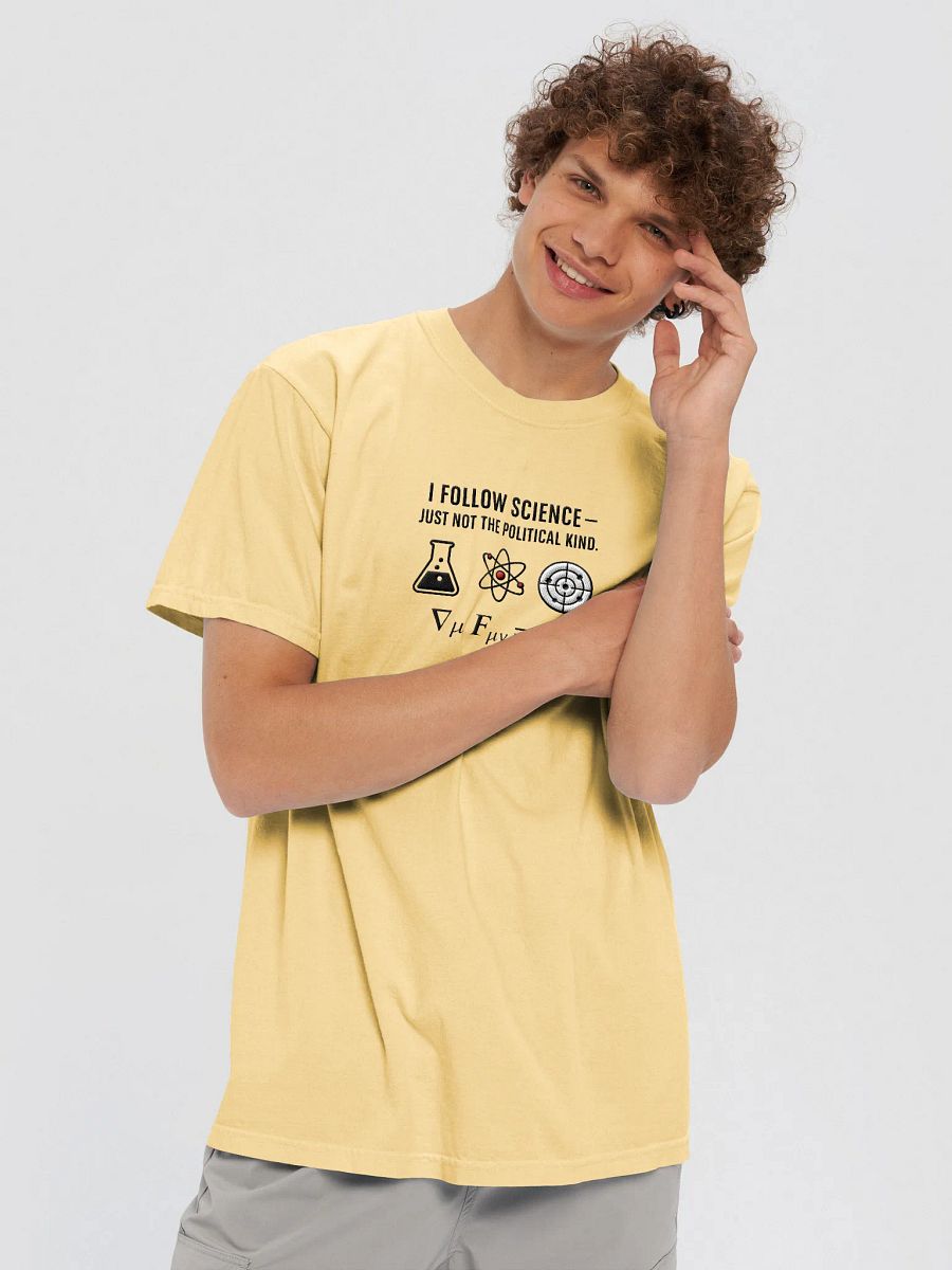 Unpolitical Science – The Thinking Person’s Tee product image (5)