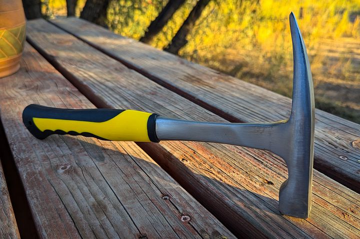 Rock Hammer with Pointed Tip for Geology, Mining, and Rockhounding product image (1)