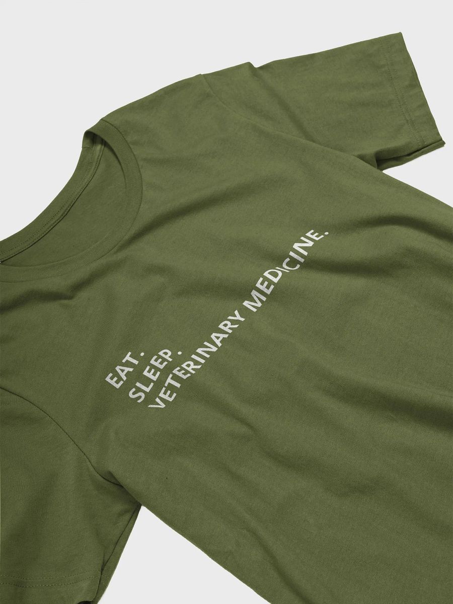 "Eat, sleep, veterinary medicine" t-shirt product image (3)