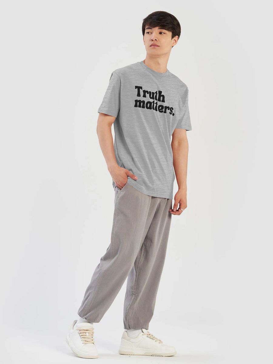 Truth Matters. T-Shirt product image (21)