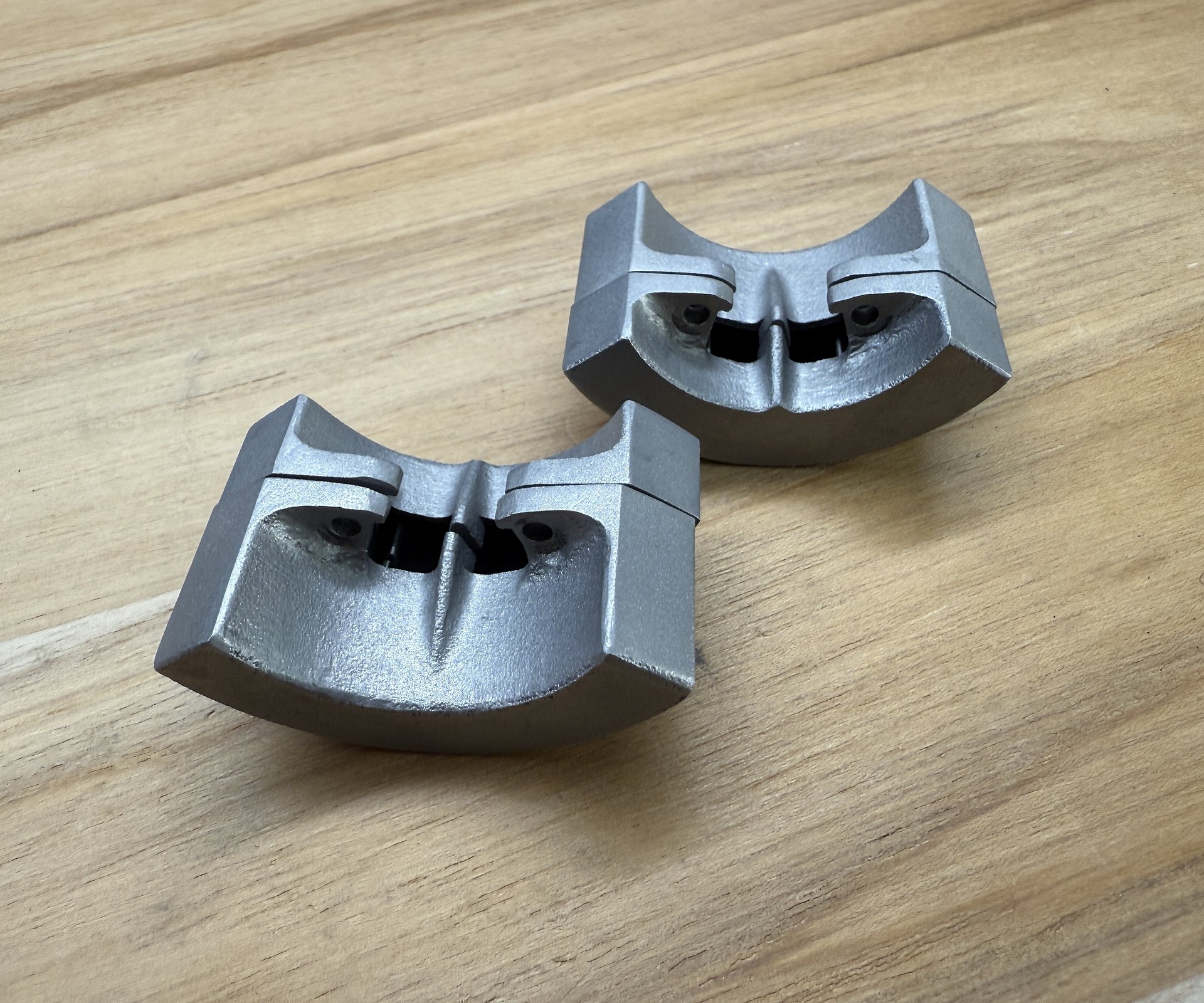 COMING SOON - 2.2 Gen2 Weight Hangers 4-Row (330g) product image (2)