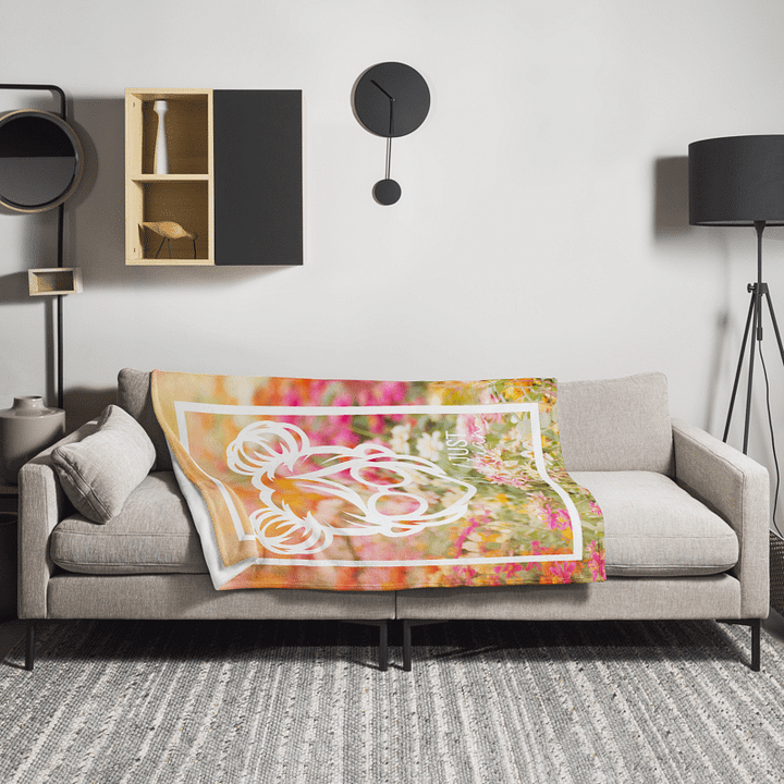 Floral Cab Logo Throw blanket product image (1)