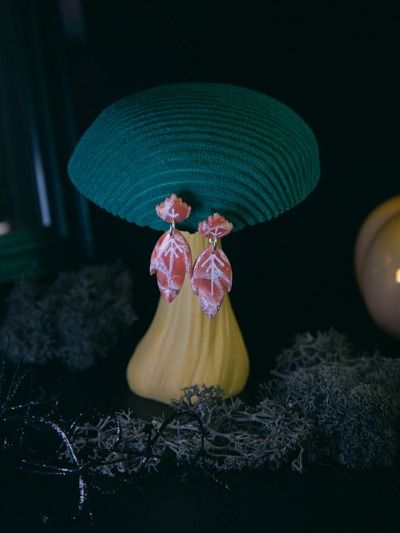 Leaf Peeping Dangles - Rose product image (1)