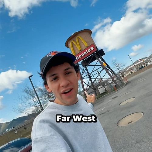 Lo strano McDonald’s del Far West nel bel mezzo della california! #mcdonalds #california