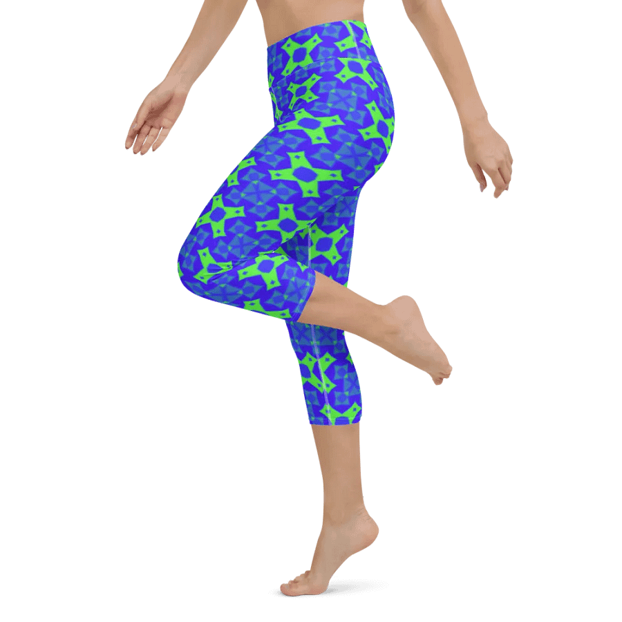Grid Glamour Capri Leggings product image (12)