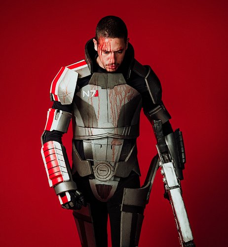 “Stand amongst the ashes of a trillion dead souls, and ask the ghosts if honor matters.” 

 ~Javik; Mass Effect 3 

📸: @darth...