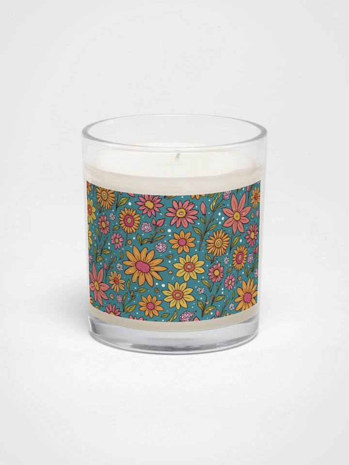 Flower Power Daisy Soy Candle With Retro Wildflower Design product image (1)