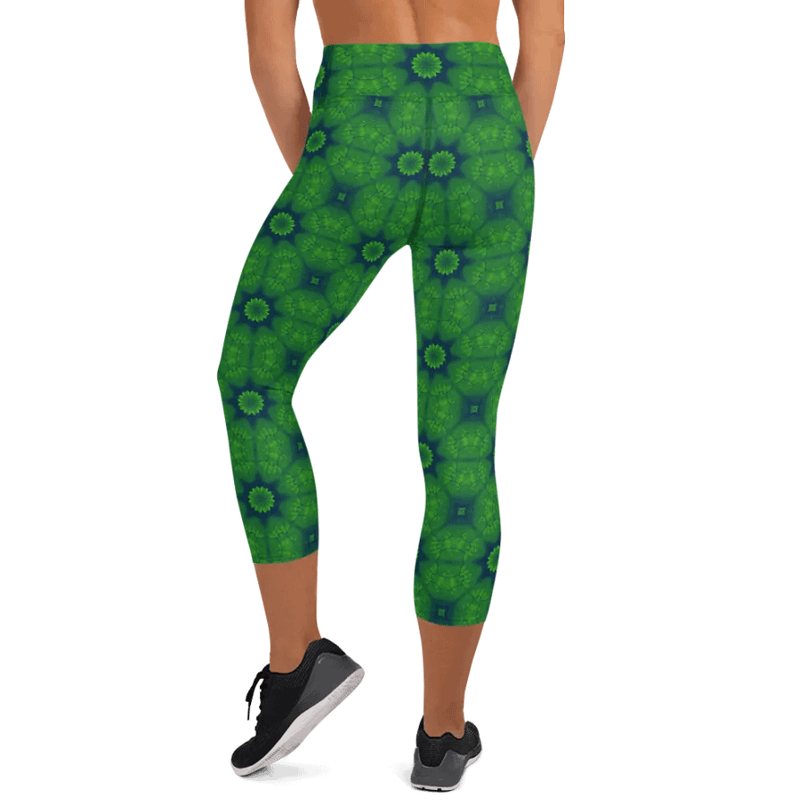 Pixel Perfect Capri Leggings product image (7)