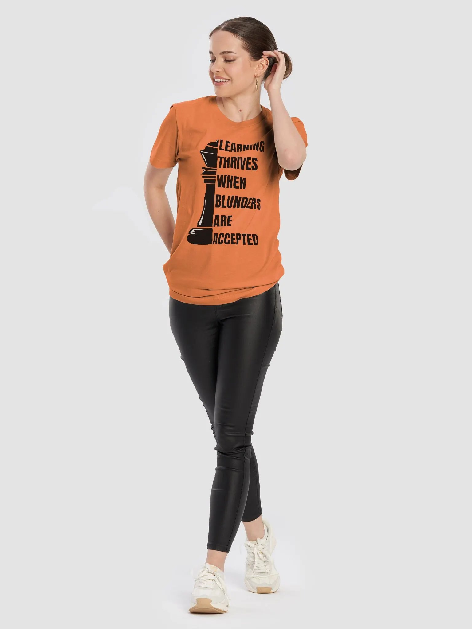 Queen Blunder Canvas Tee product image (109)