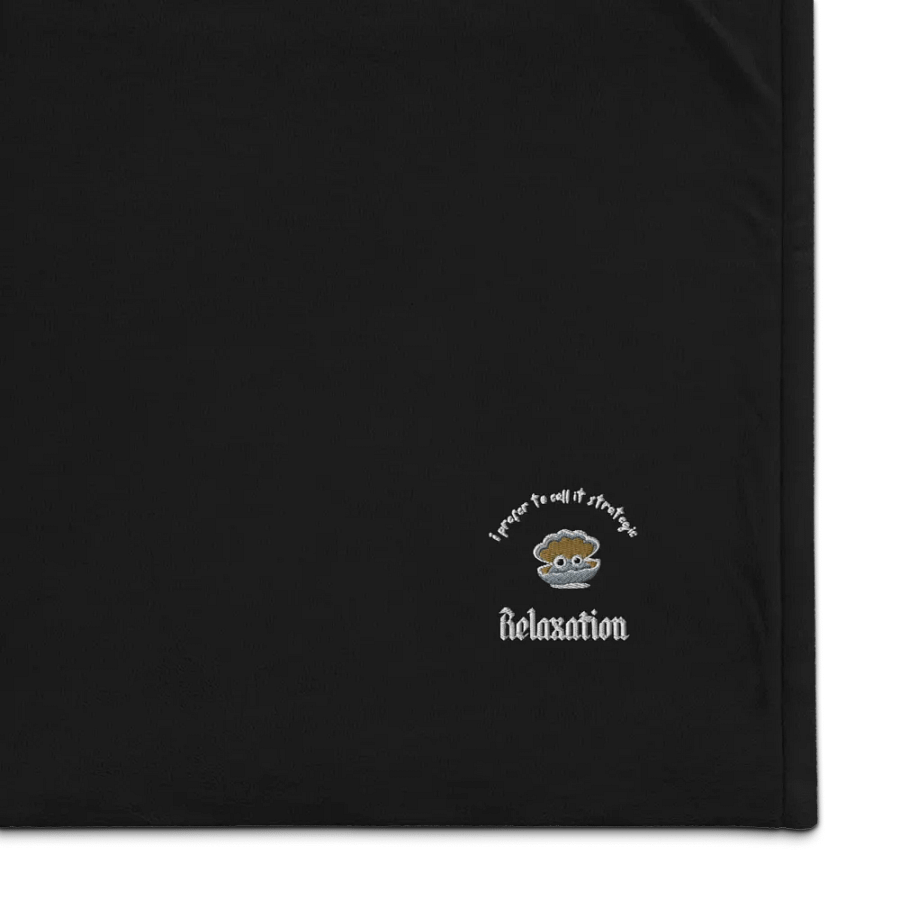 Cozy Clam Shellfish Blanket product image (1)