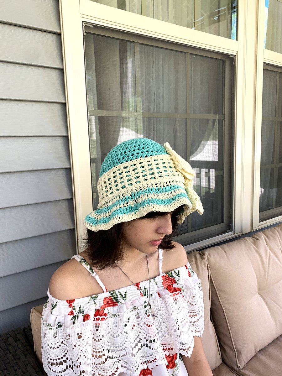 Retro Style Sun Hat Crochet Pattern, Romantic Vintage Style Cloche Summer Bucket Hat product image (6)