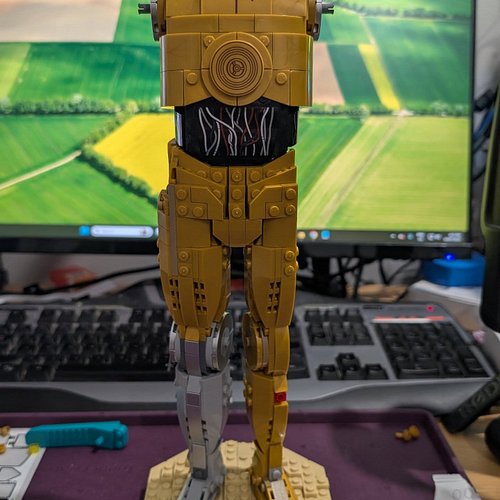 Continued out C3PO build, set 75398. Even with a missing bag we are making great progress, and finished another 3 bags tonigh...