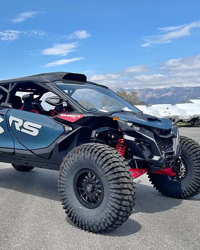 @maxxistires Roxxzillas make everything look better, don't they? This 2025 Can-Am Maverick R Max X RS with Smart Shocks is fa...