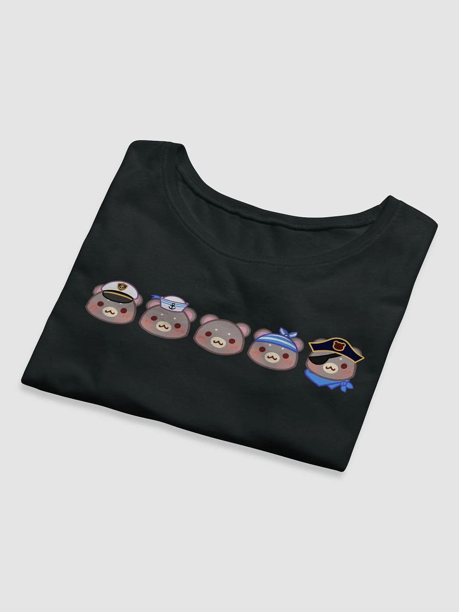 'kuma at sea' Cropped kumabooTee product image (14)