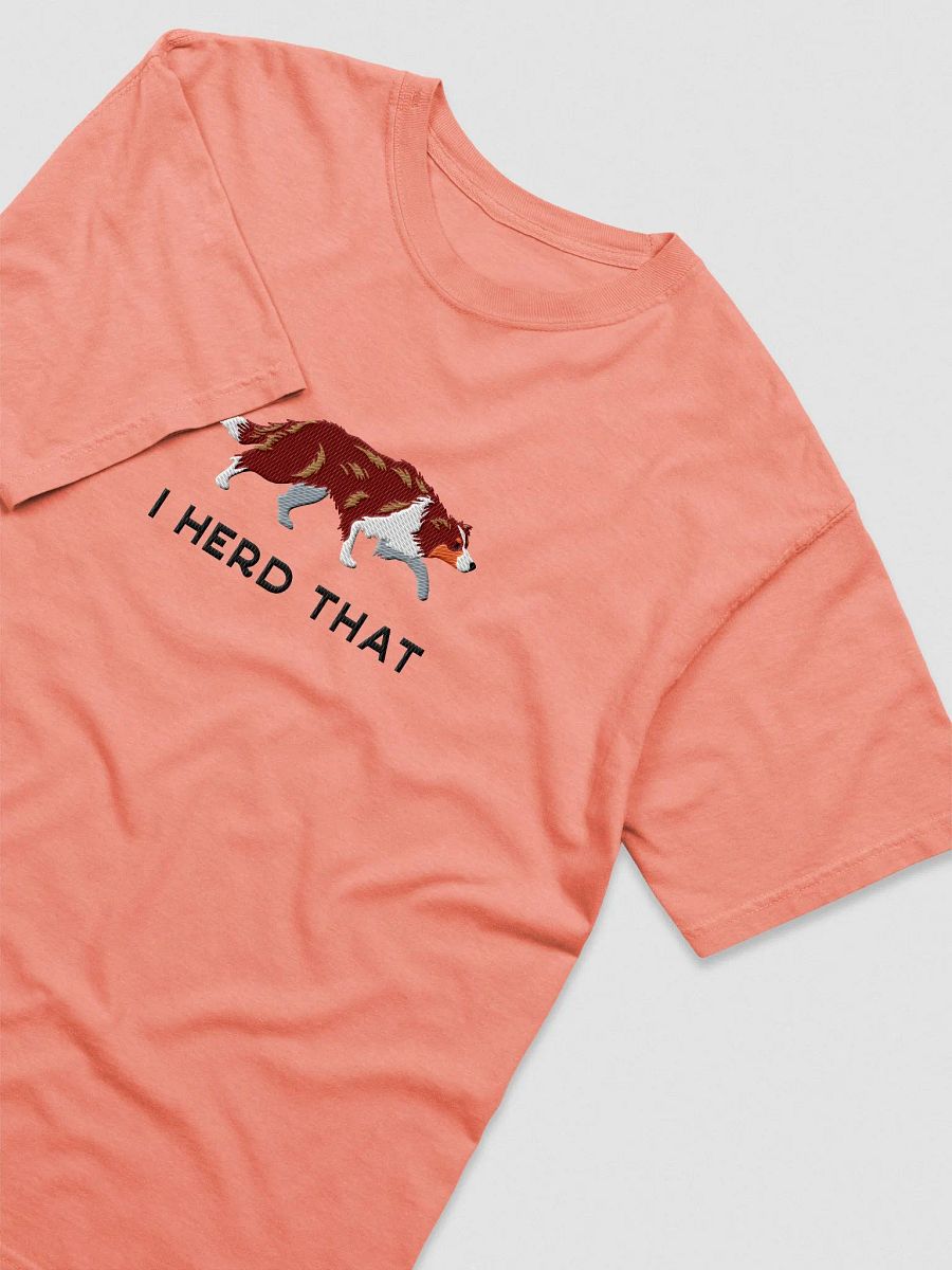 I Herd That T-Shirt(Embroidered) of a Border Collie(Red Tricolor) product image (5)