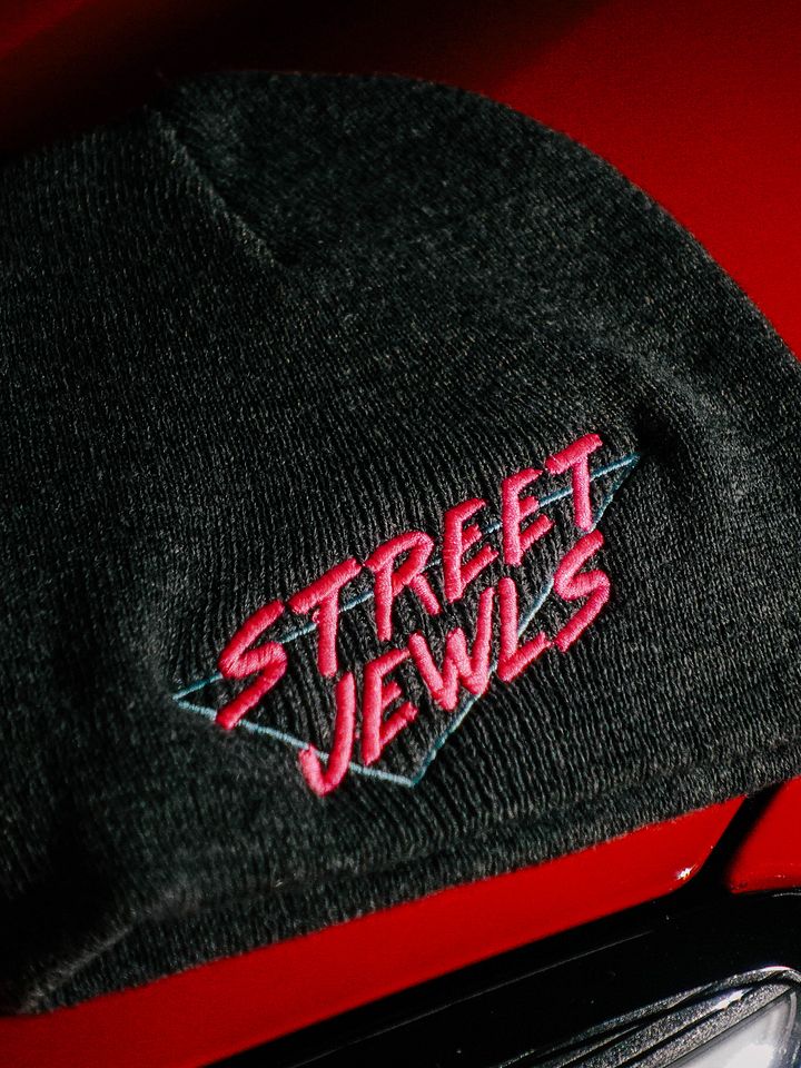 Street Jewls "Retro" Beanie product image (2)