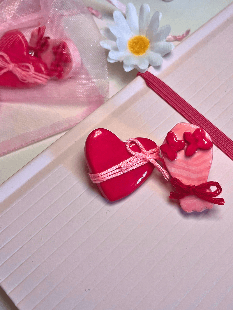 Heart & Bouquet Pins Combo