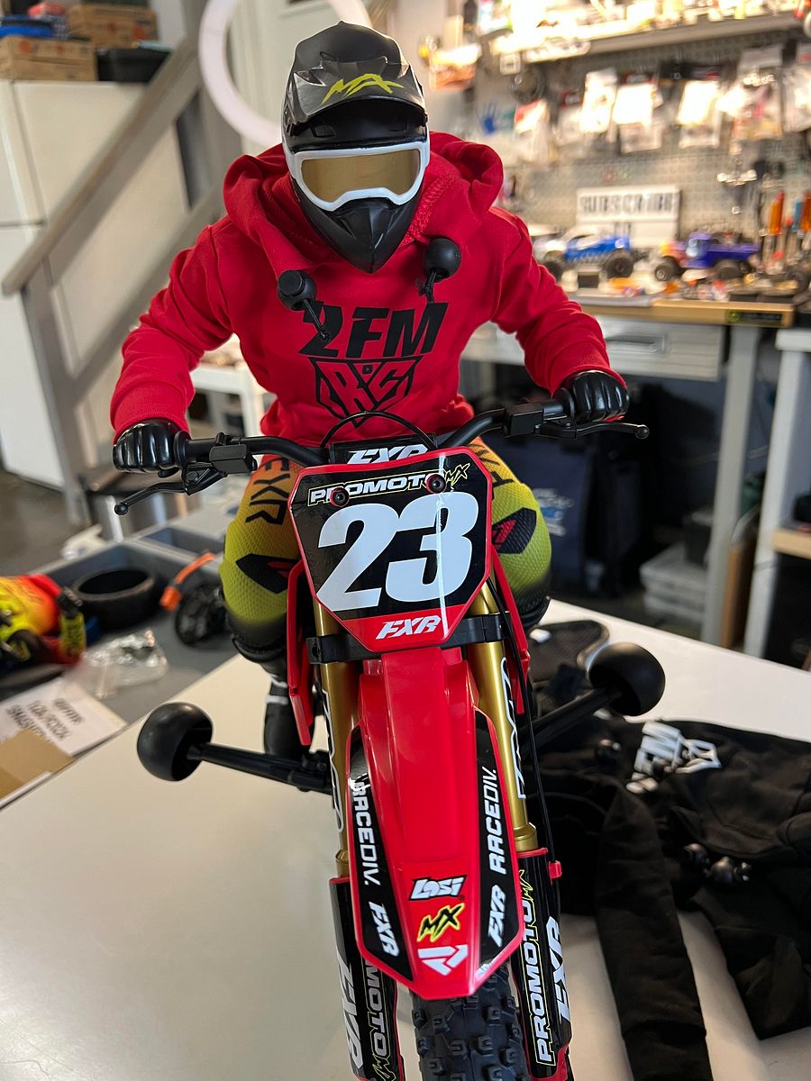 XL Red Losi Promoto Hoodie! Fits a bit big,check pics product image (1)