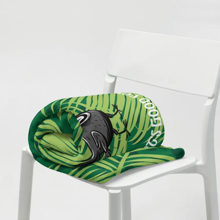 Throw Blanket 💚 I will focus my energy on what's good for me (127 × 153 cm) product image (7)