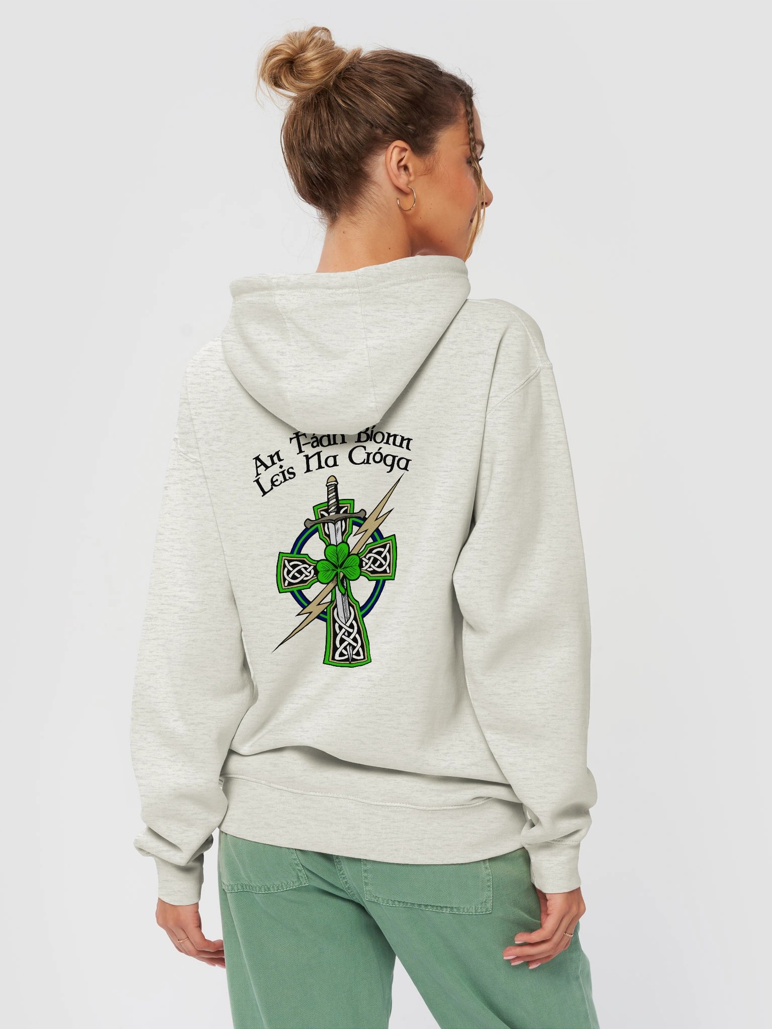 An T-ádh Bíonn Leis Na Cróga Hoodie product image (4)