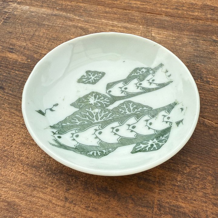 🎎 Meiji-Era Japanese Plate with Chidori Shorebird Motif – Japan Antique Roadshow product image (1)
