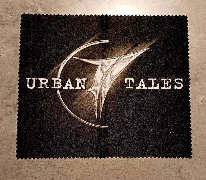 URBAN TALES CLEANING CLOTH product image (2)