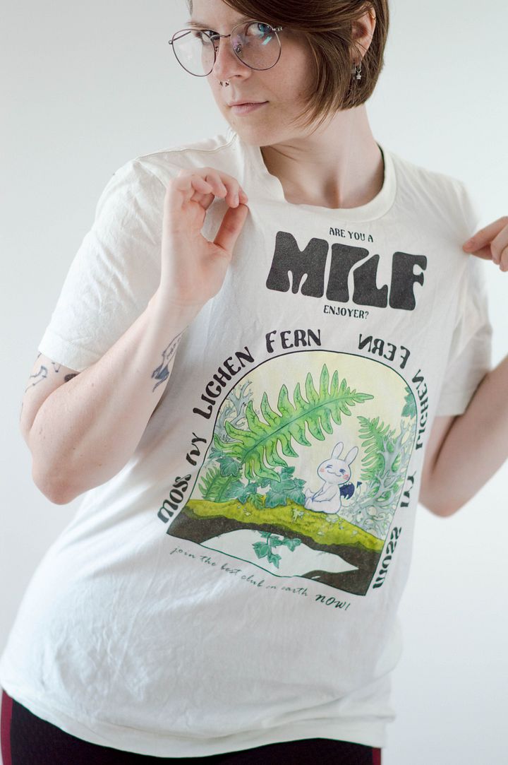 MILF enjoyer Tshirt product image (1)