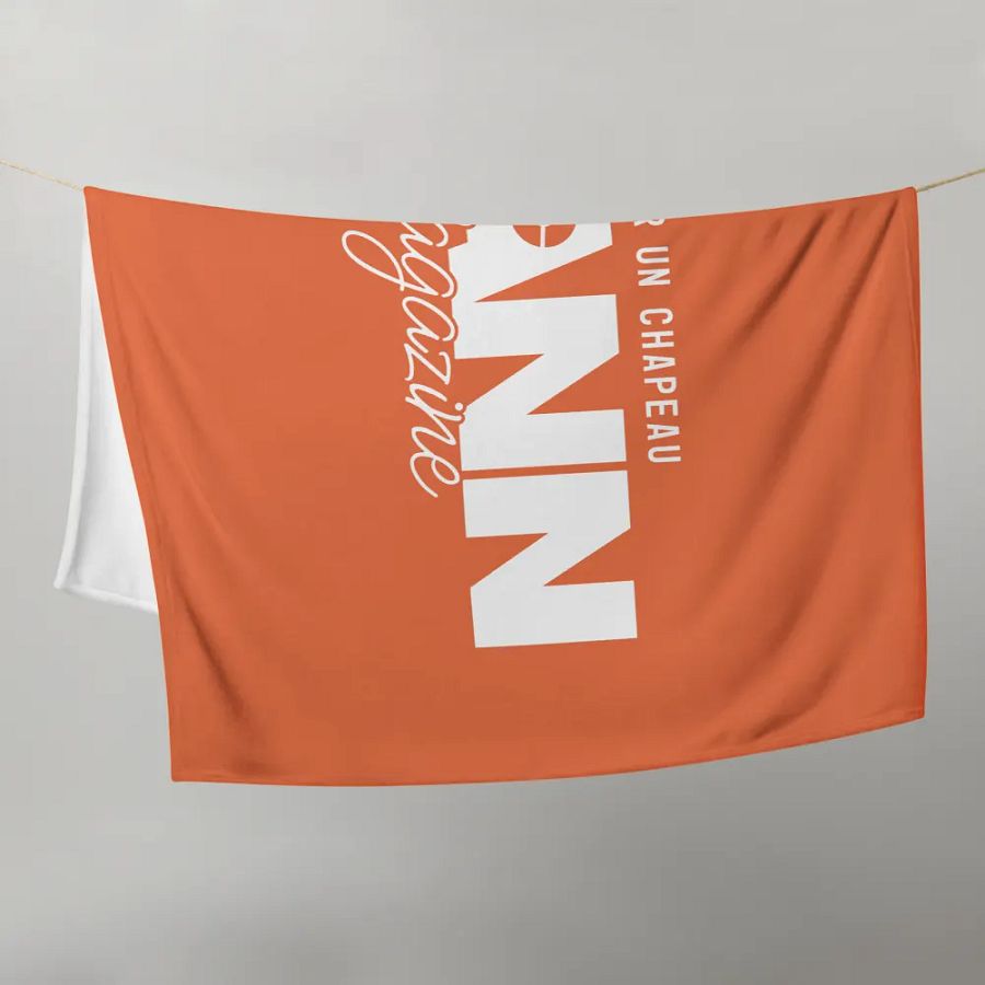 MANN Magazine Throw Blanket product image (21)