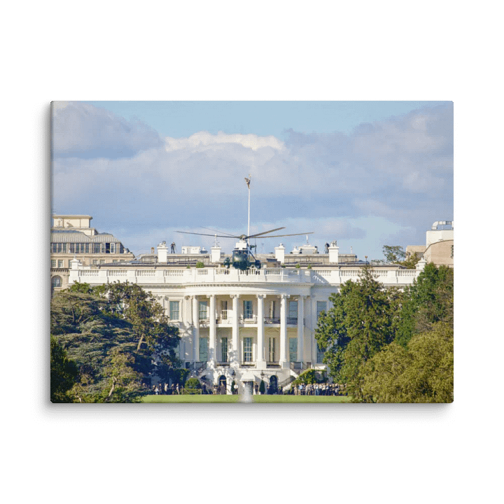 Canvas Print - Marine One leaving the White House product image (2)