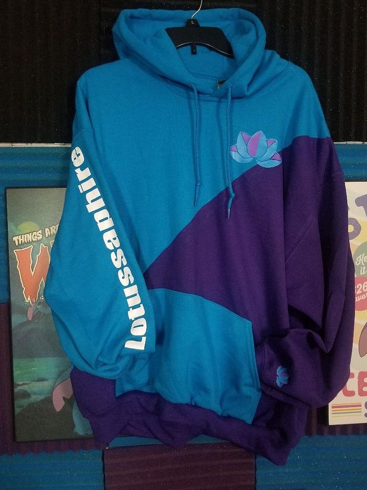 lotus split hoodie product image (1)