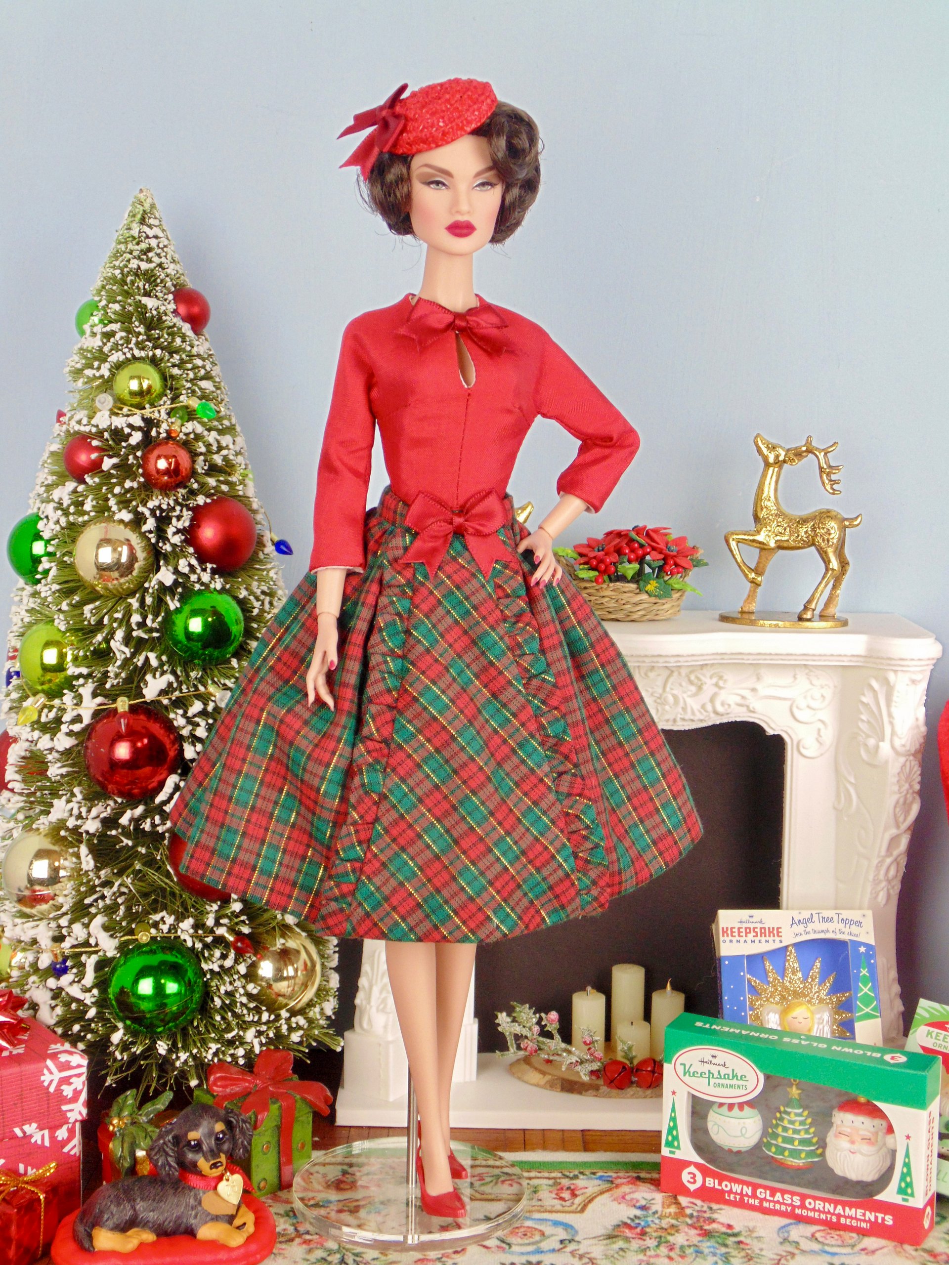 Deck the Halls for 12” fashion dolls product image (9)