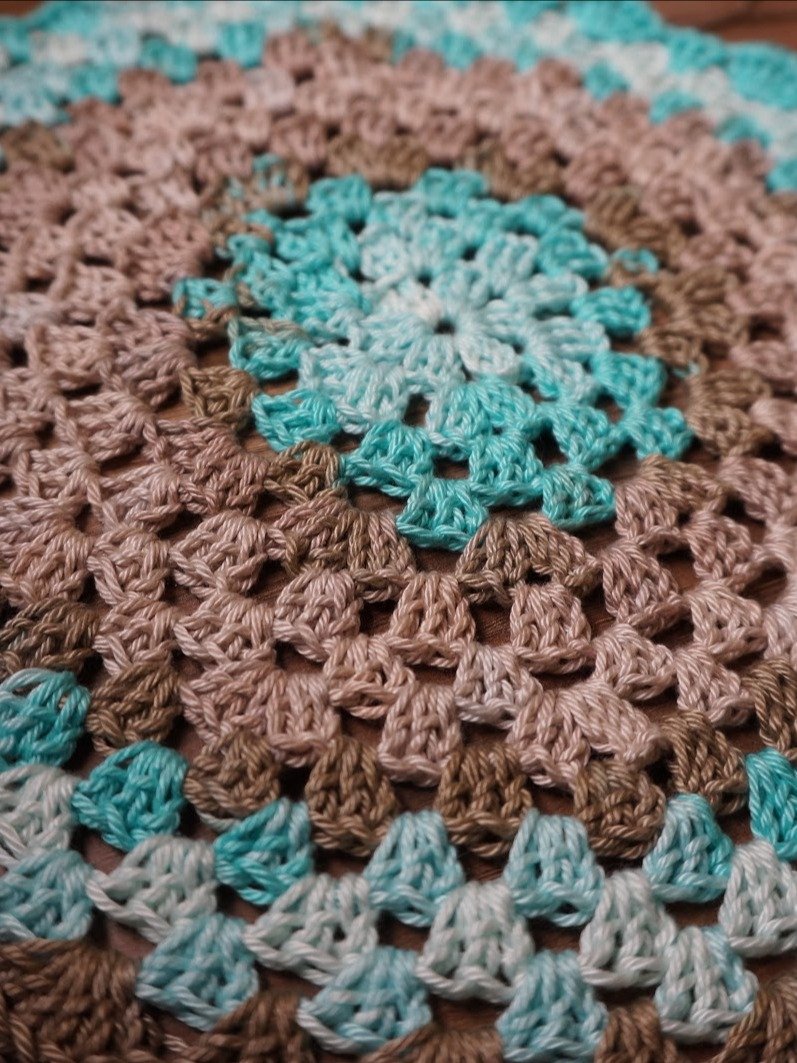Granny mandala pdf pattern product image (1)