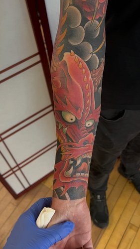 Blast over dragon sleeve for Joe. Thanks so much for trusting me with such a unique and challenging project 🫶🏻