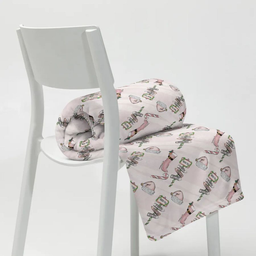 Pink Christmas Blanket product image (8)