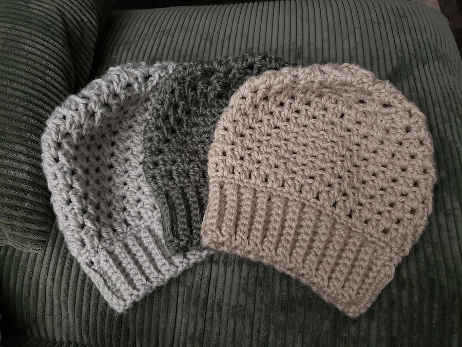 slouchy beanie product image (1)