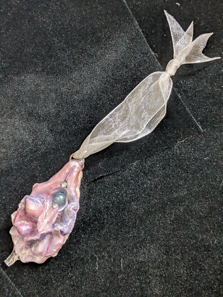 Aphrodite Mer-vulva Ornament product image (2)