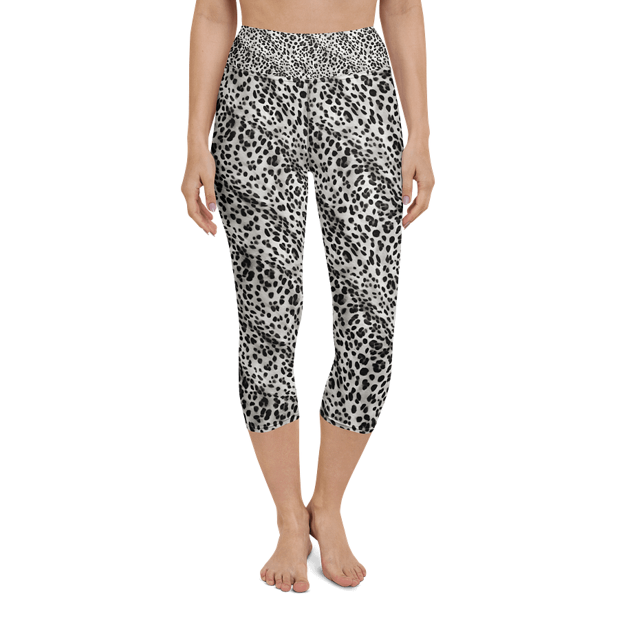 Grey Leopard Capri Leggings product image (4)