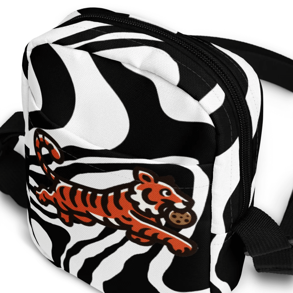 Wavy Tiger Bag product image (11)