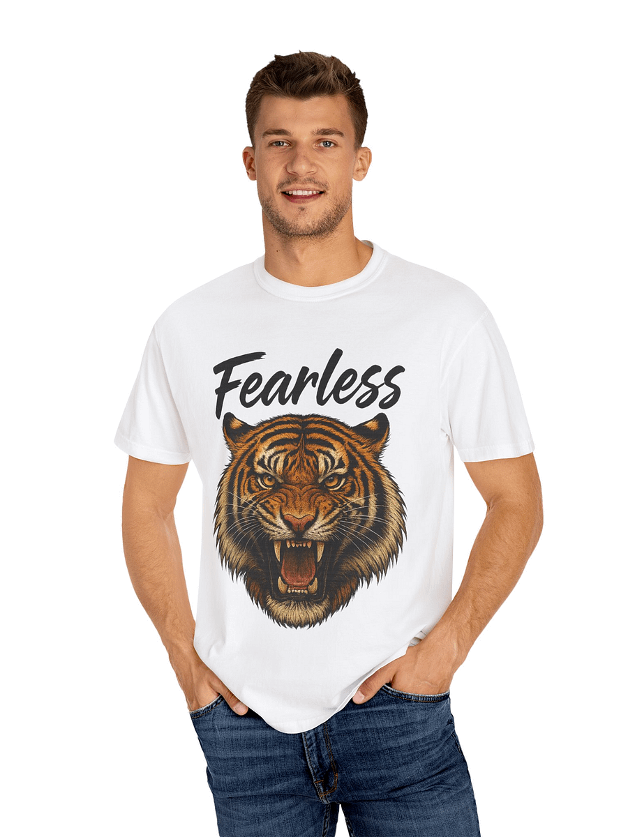 Fearless Tiger Graphic Tee product image (22)