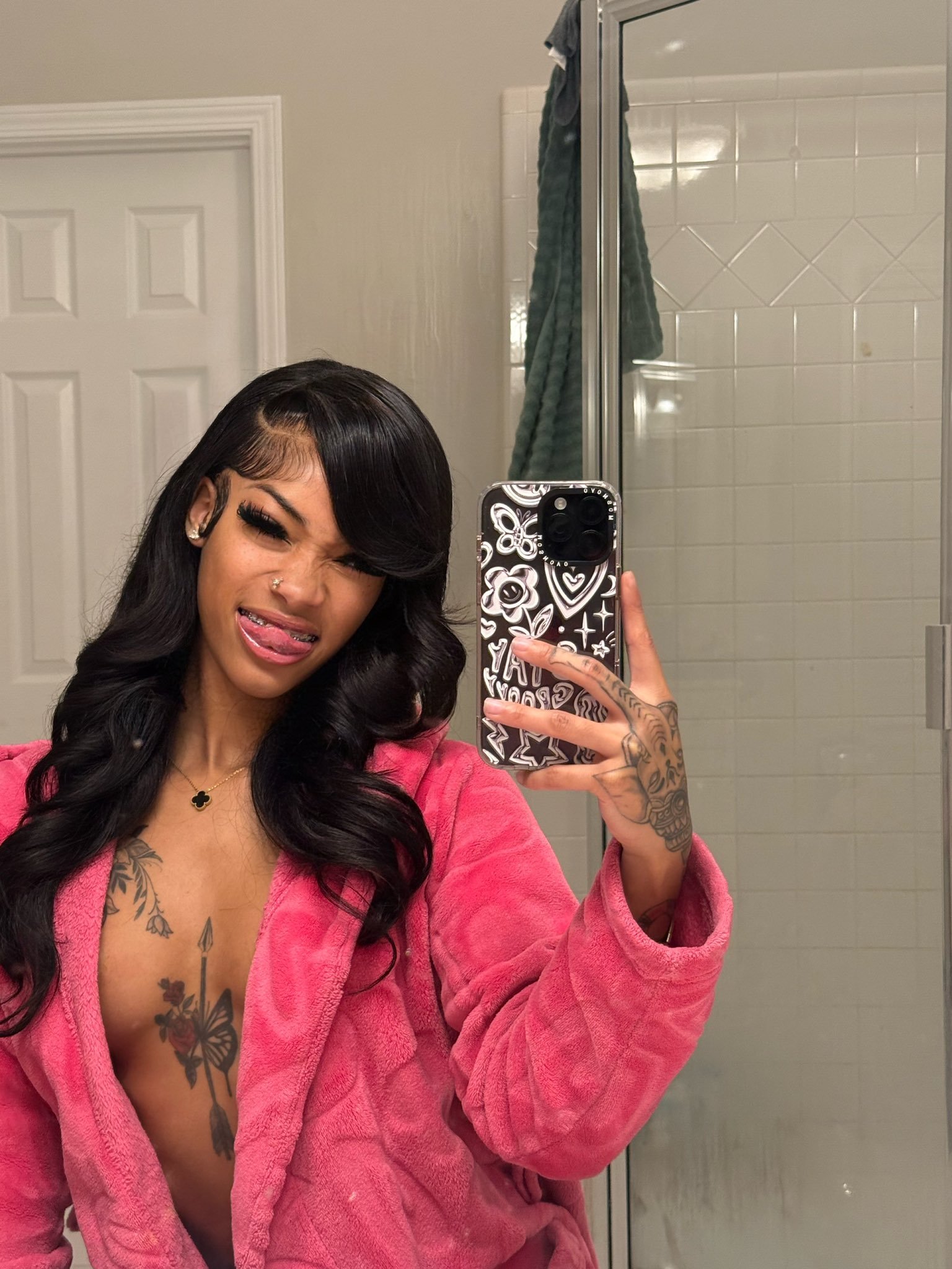 Freaky Nudist Page Reveal product image (6)