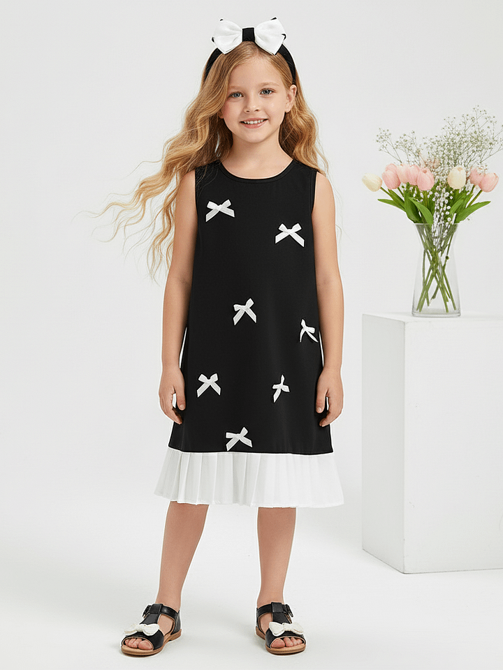 Monochrome Ribbon Pleat Dress product image (1)