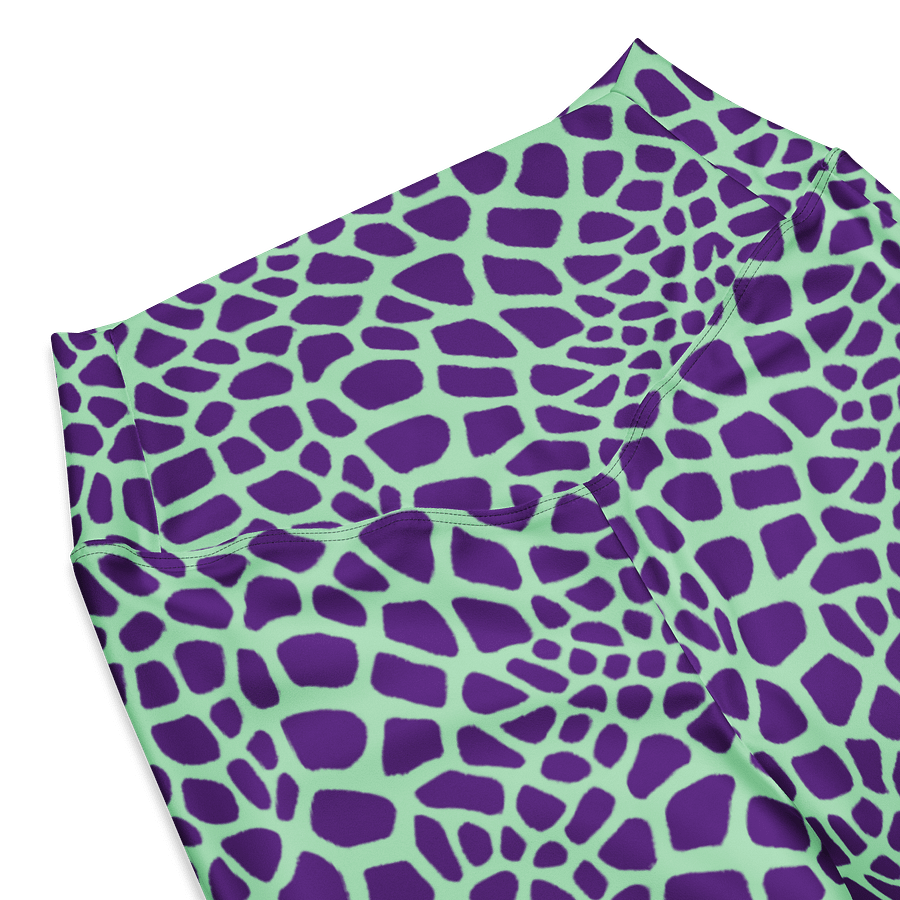 Green Giraffe Flare Leggings product image (8)