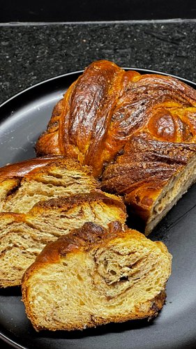 Day 7 of breakfast ideas: Cinnamon Babka served with Black tea.

#fireandpastry #pastrychef #breakfastideas