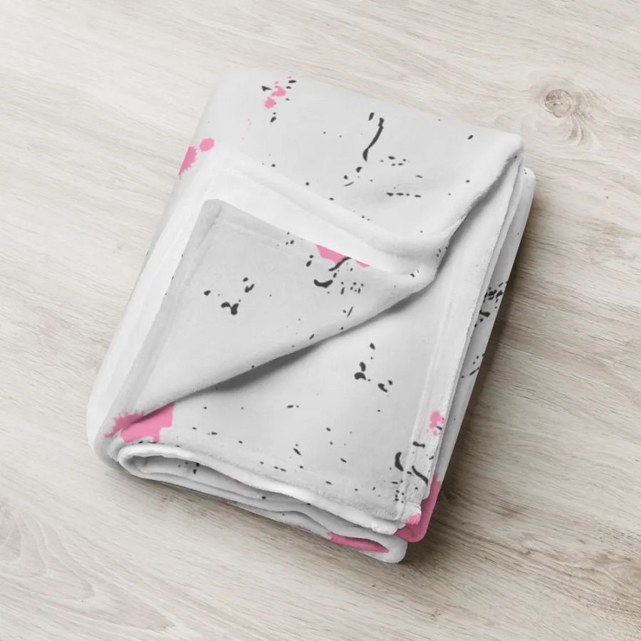 Project Gremlin Blanket product image (18)