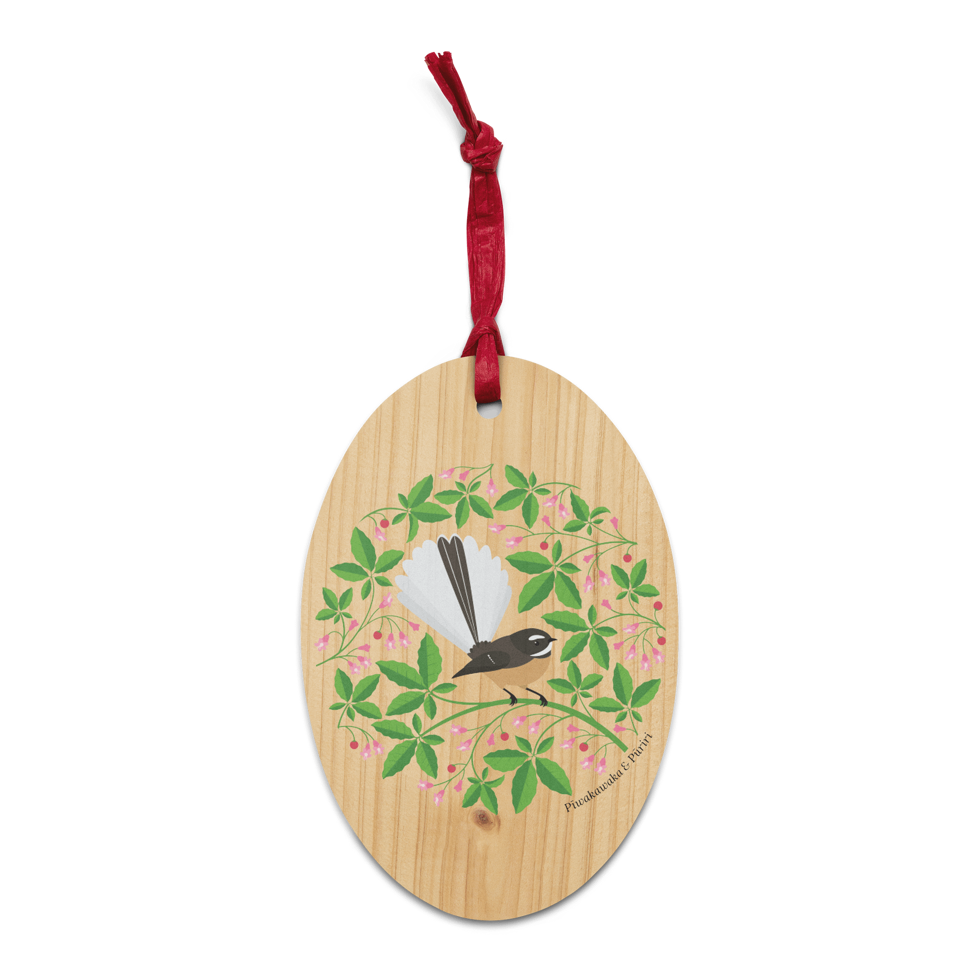 Fantail in Pūriri Wooden Ornament product image (1)